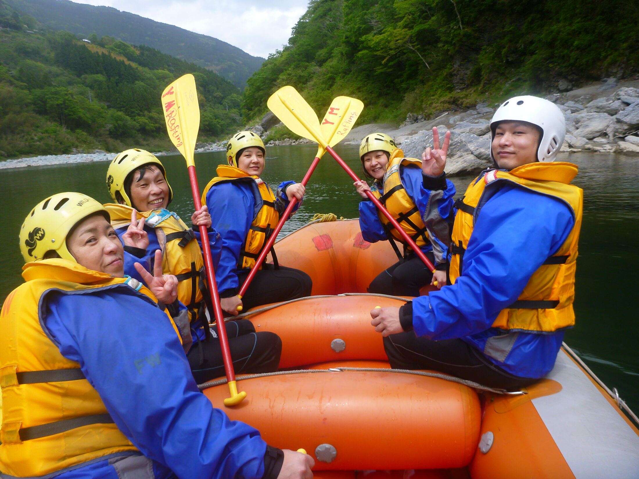 四国高知 徳島を流れる吉野川でラフティング Youmerafting